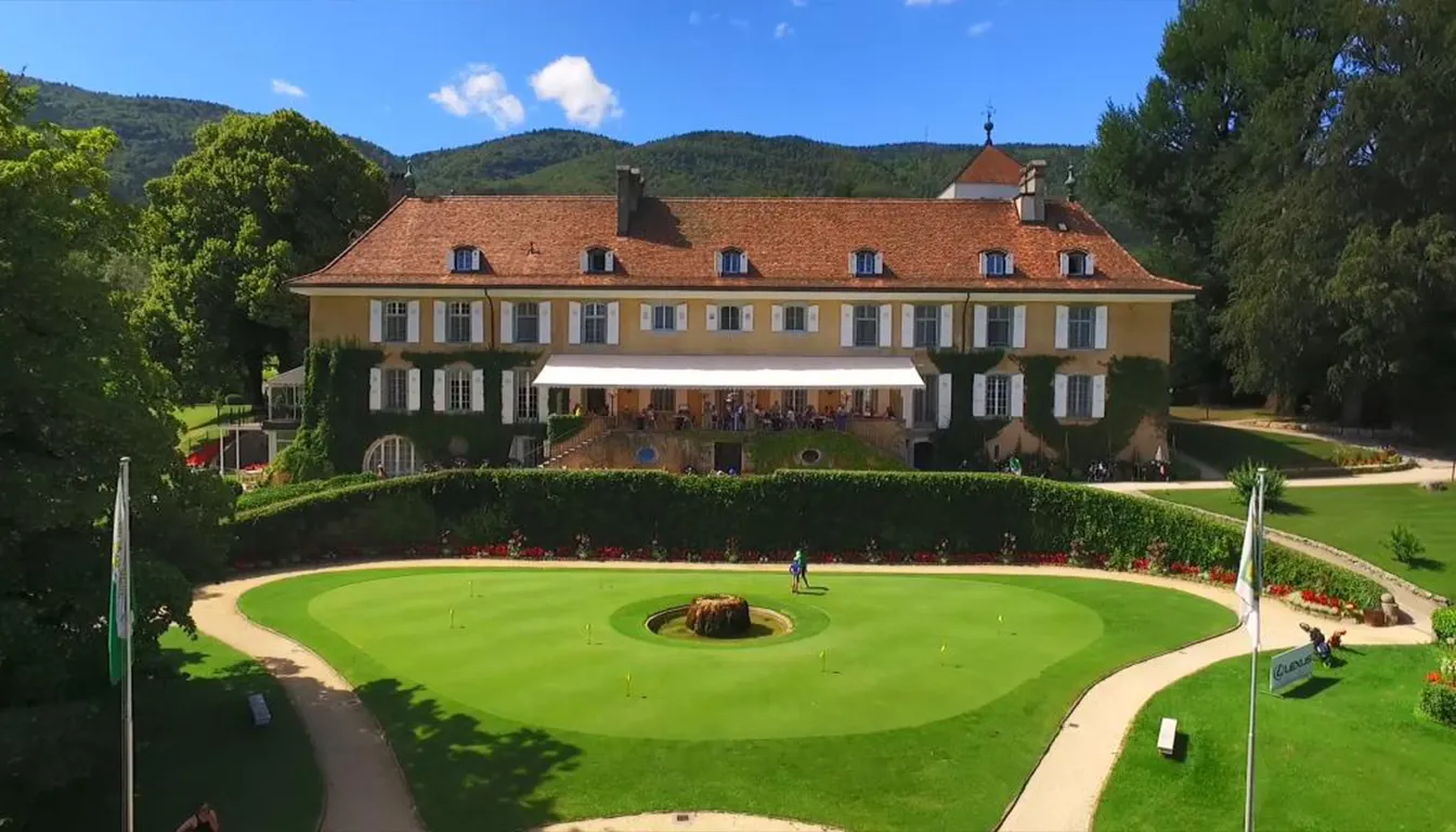 Luxury estate with private golf green